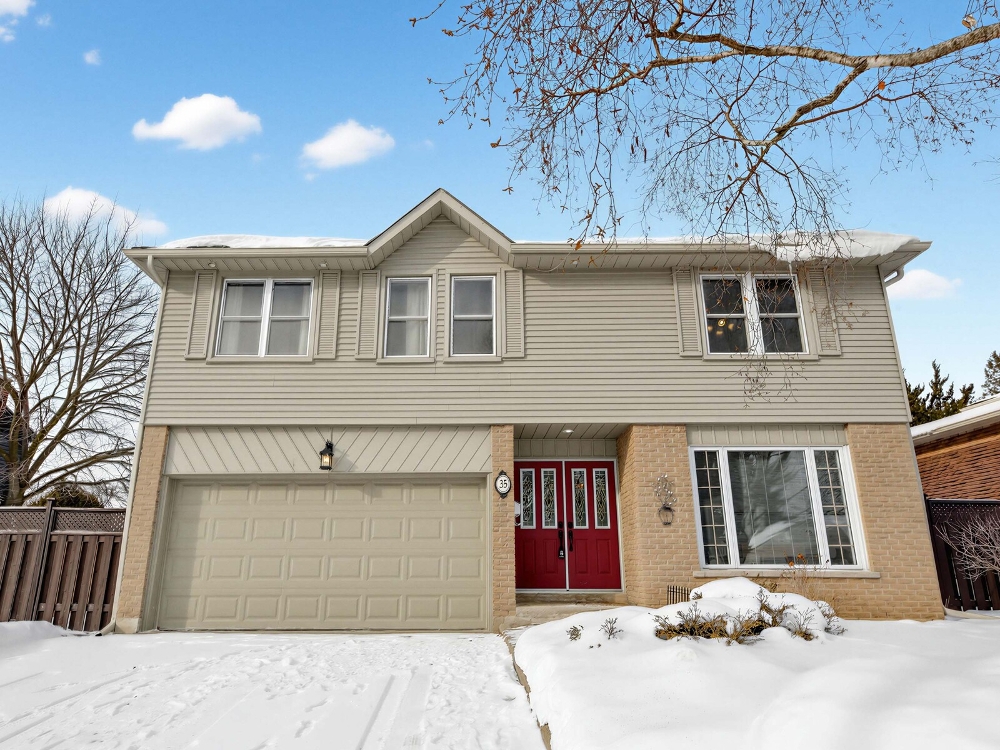 JUST LISTED --  The perfect family home!